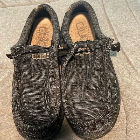 Hey Dude - Picture 1 of 4